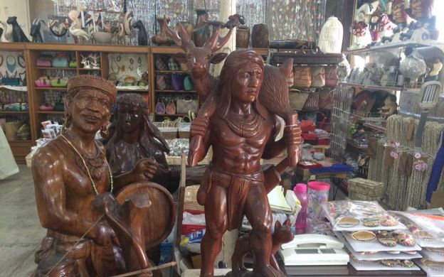 Cebu Island Arts & Crafts Guided Tour